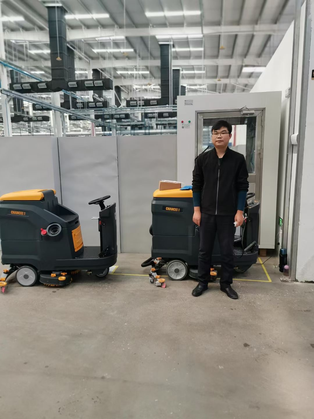 比亞迪成功采購橙犀K80洗地機